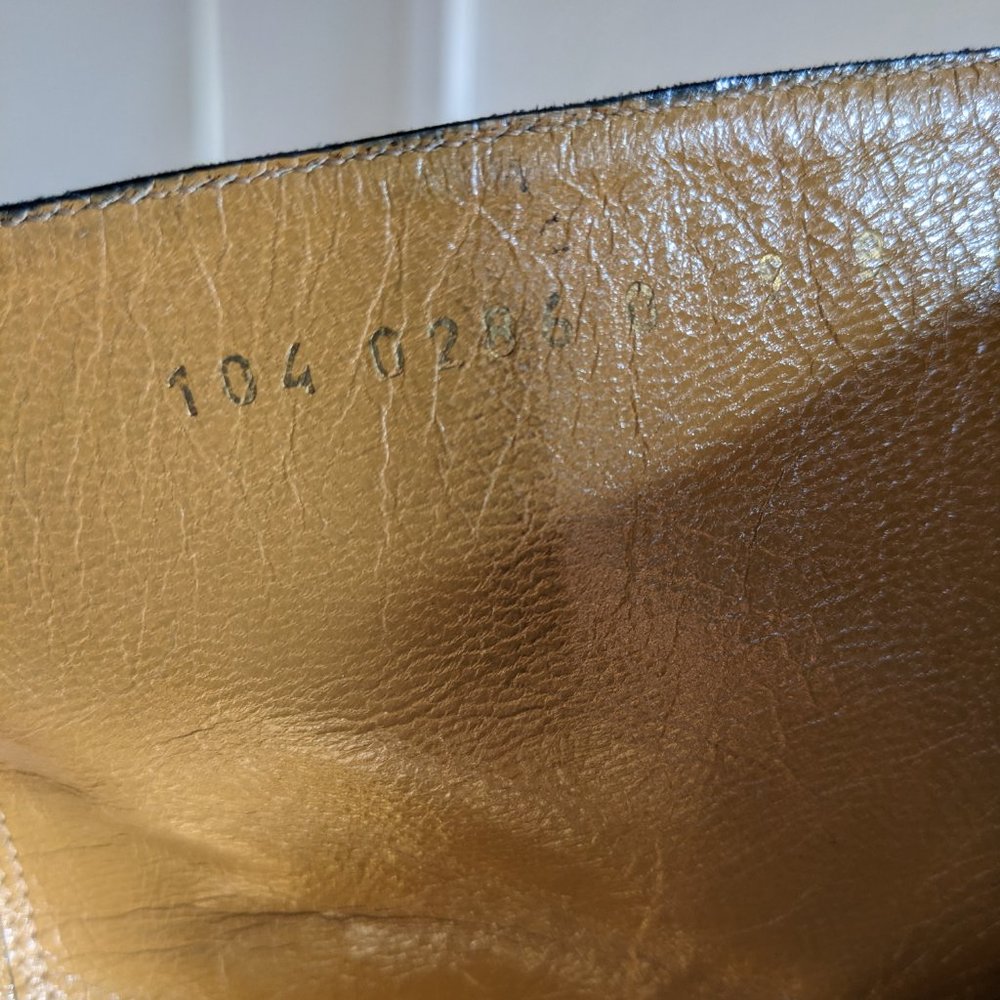 Classic Black Leather Gucci Boots Size 9 - Picture 4 of 11